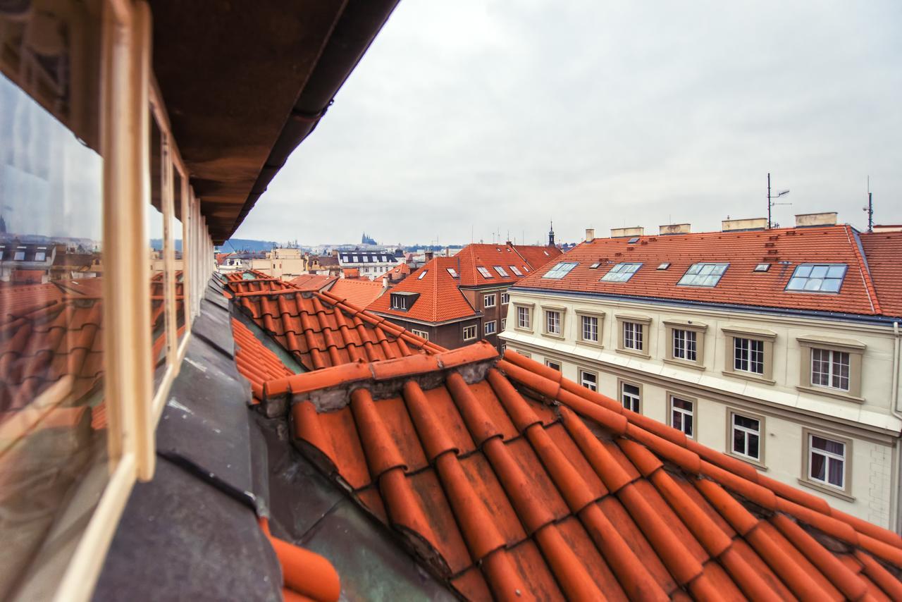 Beautiful Apartment Dlouha Praha Bagian luar foto
